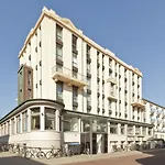 فندق Michels Strandhotel Germania 4*