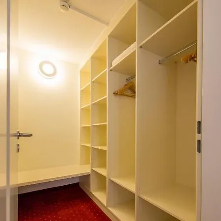 Michels Strandhotel Germania Hotel 4*