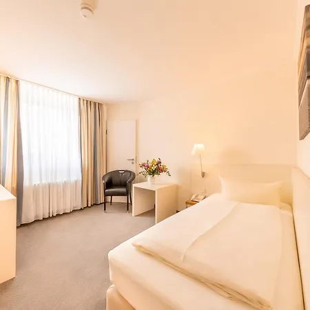 Michels Strandhotel Germania Hotel 4*