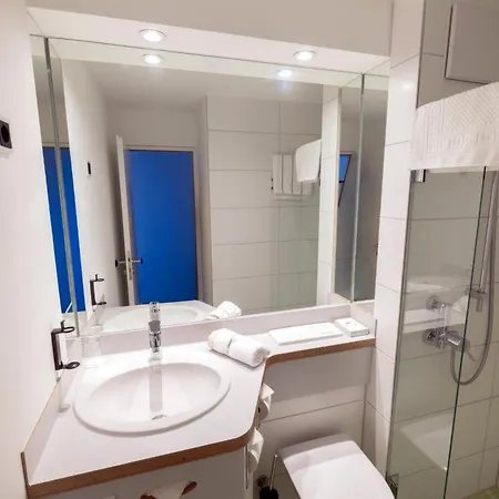 Michels Strandhotel Germania 4* Нордерней