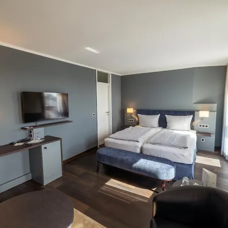 Michels Strandhotel Germania Отель Нордерней