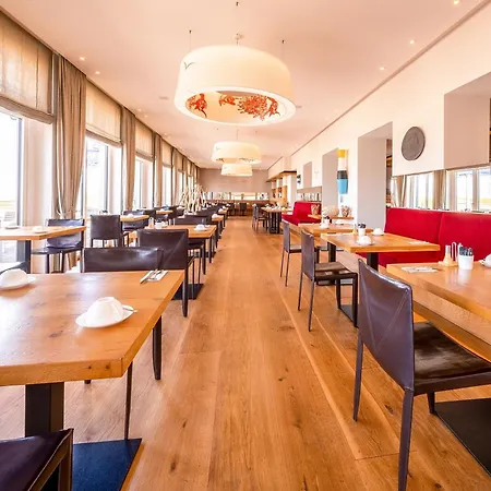 Michels Strandhotel Germania 4* Нордерней