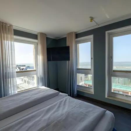 Michels Strandhotel Germania Hotel 4*
