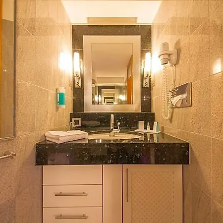 Hotel Michels Strandhotel Germania 4*