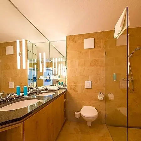 Michels Strandhotel Germania מלון 4*