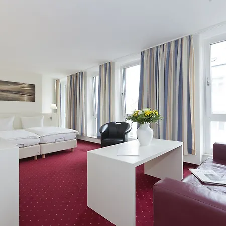 Michels Strandhotel Germania 4*