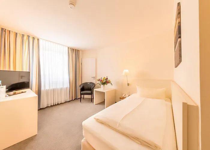 Michels Strandhotel Germania Отель 4*