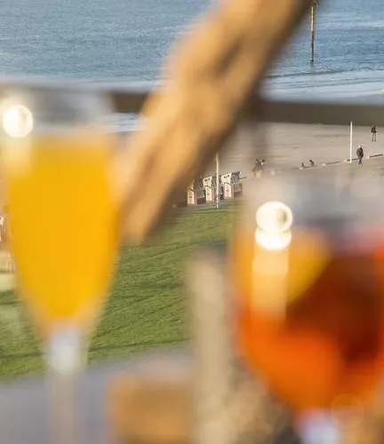 Отель Michels Strandhotel Germania