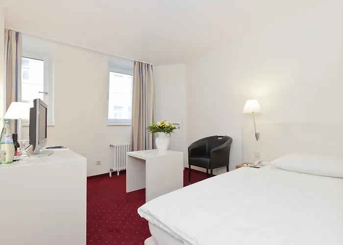 Отель Michels Strandhotel Germania 4*