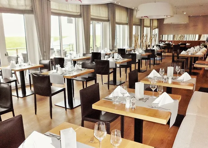 Michels Strandhotel Germania Отель Нордерней